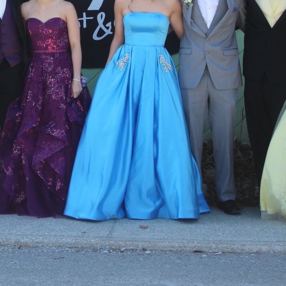 Sherri Hill Prom Dress